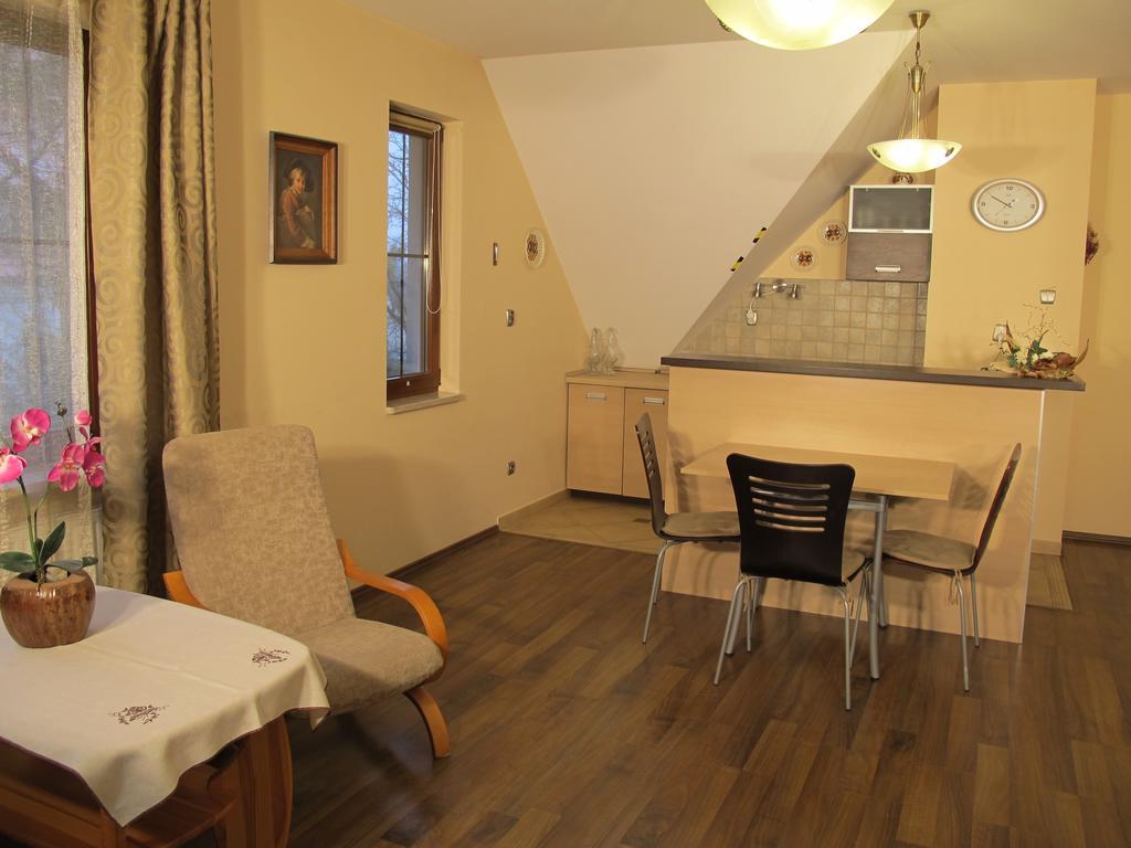 Apartament Wika - Pod Aniolem Kazimierz Dolny Room photo